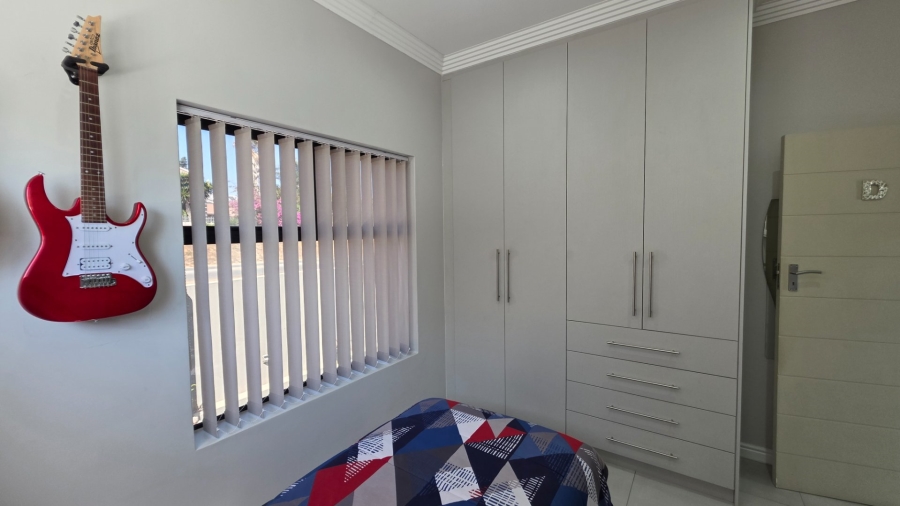 3 Bedroom Property for Sale in Hartenbos Central Western Cape